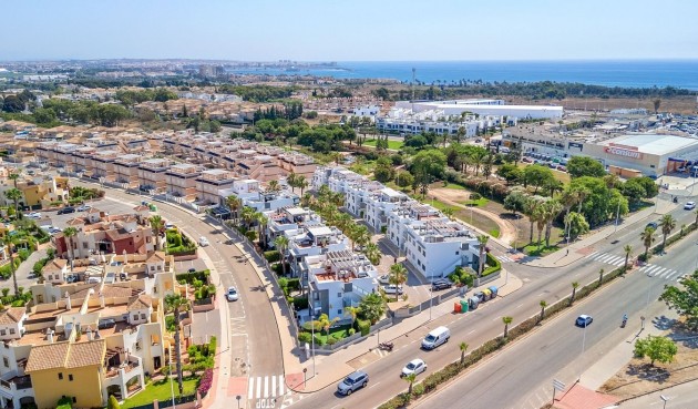 Återförsäljning - Bungalow -
Punta Prima - Costa Blanca