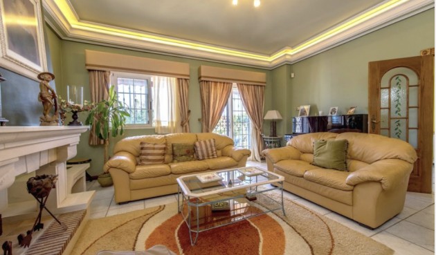 Brukt - Villa -
La Mata - Costa Blanca