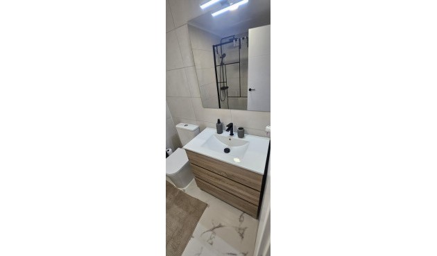Resale - Apartment -
Orihuela Costa - Punta Prima