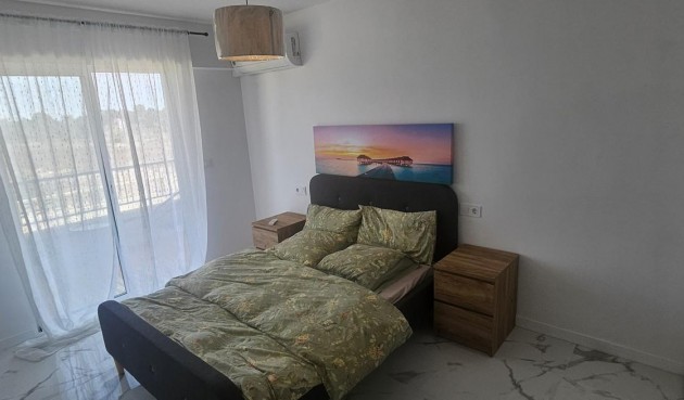 Resale - Apartment -
Orihuela Costa - Punta Prima