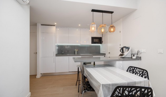 Brukt - Apartment -
Orihuela Costa - Villamartín-las Filipinas