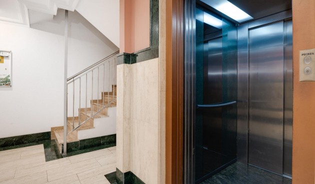 Brukt - Apartment -
Torrevieja - Paseo Maritimo