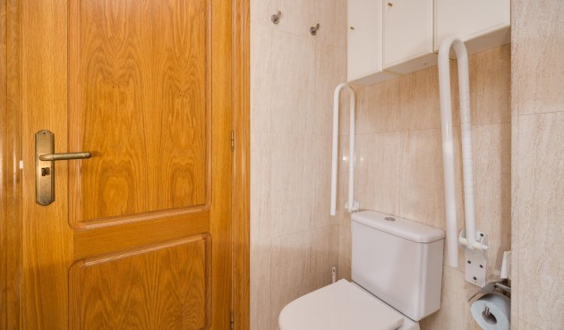 Brukt - Apartment -
Torrevieja - Paseo Maritimo