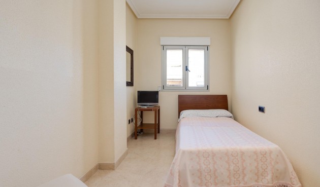 Brukt - Apartment -
Torrevieja - Paseo Maritimo