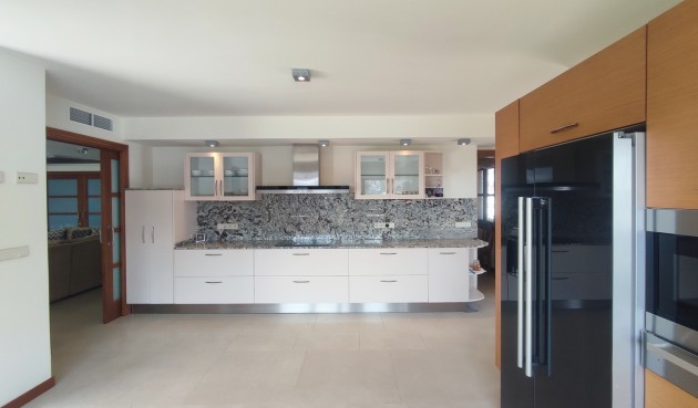 Brukt - Villa -
Peraleja Golf - Inland