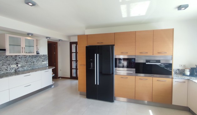 Brukt - Villa -
Peraleja Golf - Inland