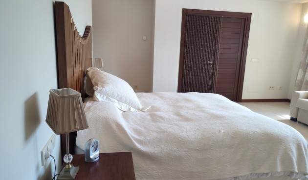 Brukt - Villa -
Peraleja Golf - Inland