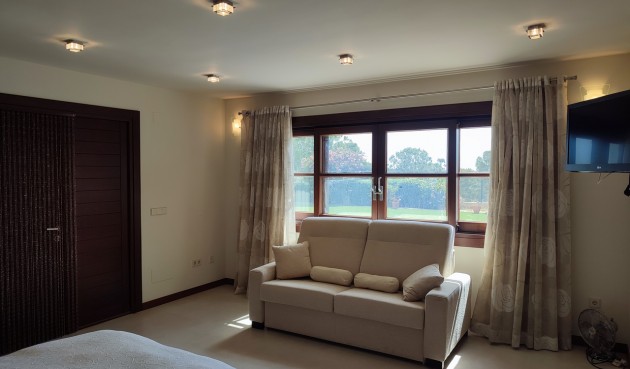 Brukt - Villa -
Peraleja Golf - Inland