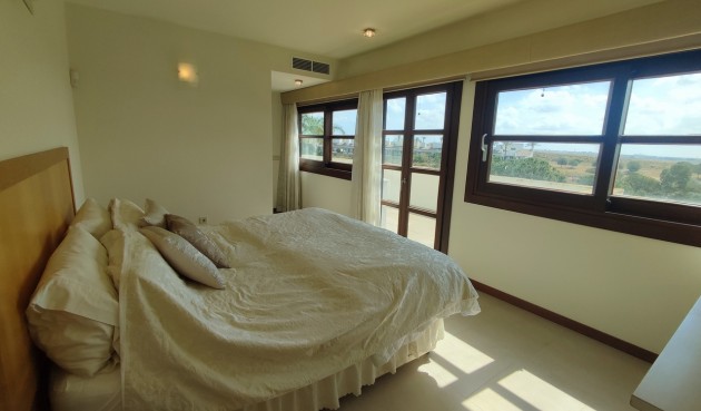 Brukt - Villa -
Peraleja Golf - Inland