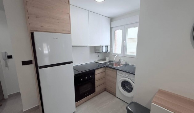 Återförsäljning - Apartment -
Torrevieja - La Mata