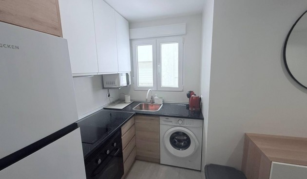 Återförsäljning - Apartment -
Torrevieja - La Mata