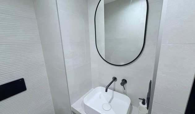 Återförsäljning - Apartment -
Torrevieja - La Mata