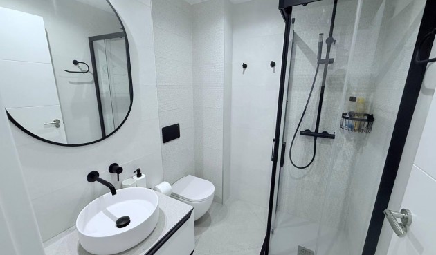 Återförsäljning - Apartment -
Torrevieja - La Mata