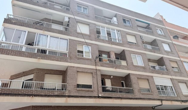 Återförsäljning - Apartment -
Torrevieja - La Mata