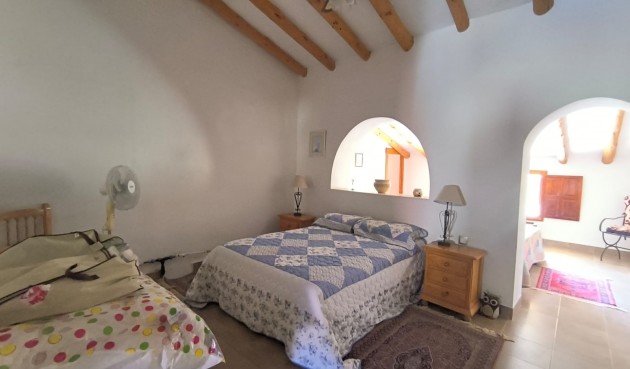 Resale - Villa -
Chinorlet - Inland