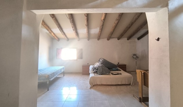 Resale - Villa -
Chinorlet - Inland