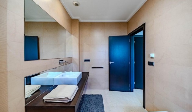 Återförsäljning - Villa -
Cabo Roig - Costa Blanca