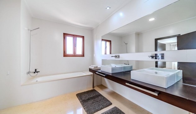 Återförsäljning - Villa -
Cabo Roig - Costa Blanca