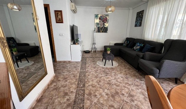 Återförsäljning - Town House Penthouse -
Torrevieja - La Florida