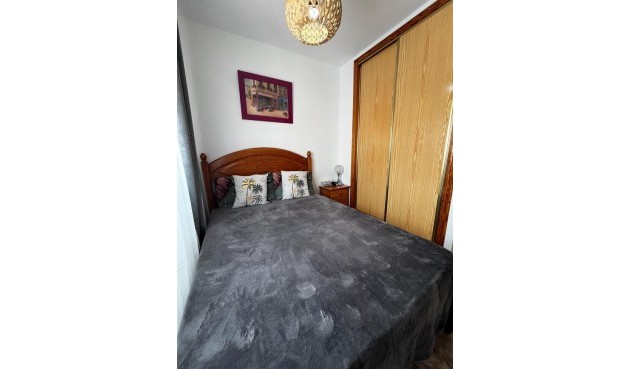 Återförsäljning - Town House Penthouse -
Torrevieja - La Florida