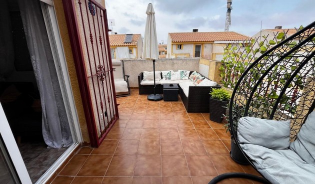 Återförsäljning - Town House Penthouse -
Torrevieja - La Florida