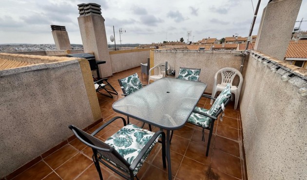 Återförsäljning - Town House Penthouse -
Torrevieja - La Florida