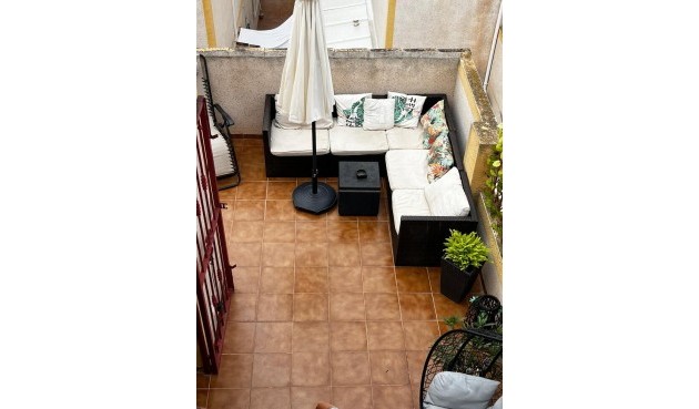 Återförsäljning - Town House Penthouse -
Torrevieja - La Florida
