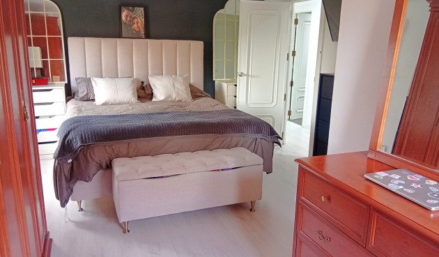 Brukt - Apartment -
Alicante - Costa Blanca