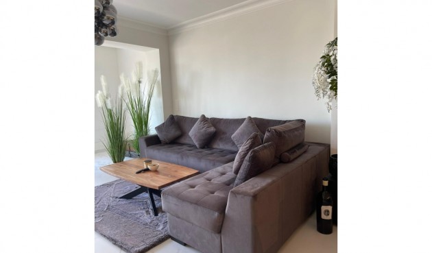 Återförsäljning - Apartment -
Torrevieja - Costa Blanca