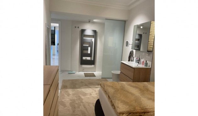 Återförsäljning - Apartment -
Torrevieja - Costa Blanca