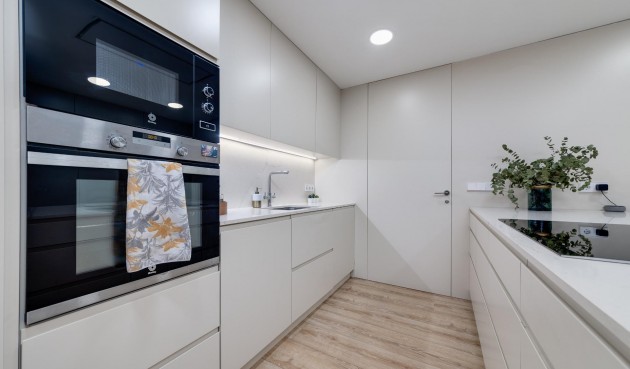 Resale - Apartment -
Torrevieja - Playa del Cura