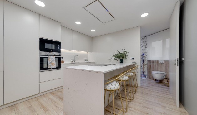 Resale - Apartment -
Torrevieja - Playa del Cura