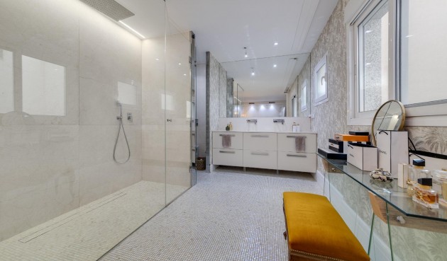 Resale - Apartment -
Torrevieja - Playa del Cura