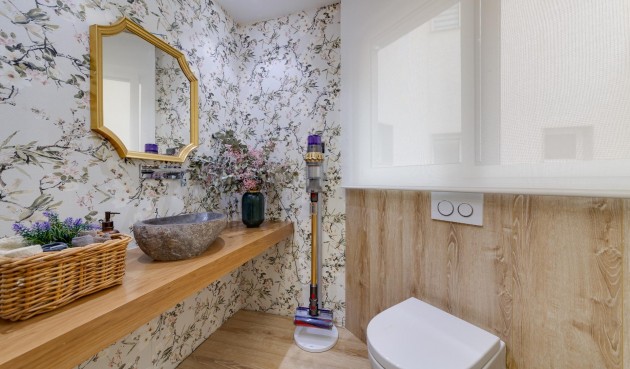 Resale - Apartment -
Torrevieja - Playa del Cura