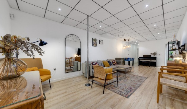 Resale - Apartment -
Torrevieja - Playa del Cura