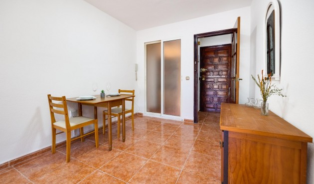 Resale - Apartment -
Torrevieja - Playa De Los Naufragos