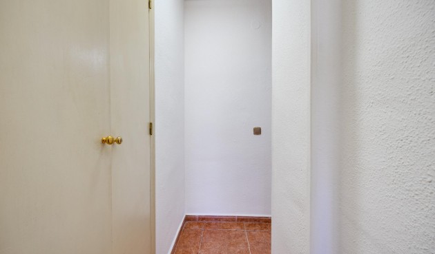 Resale - Apartment -
Torrevieja - Playa De Los Naufragos