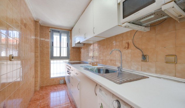 Resale - Apartment -
Torrevieja - Playa De Los Naufragos