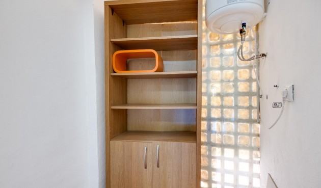 Resale - Apartment -
Torrevieja - Playa De Los Naufragos