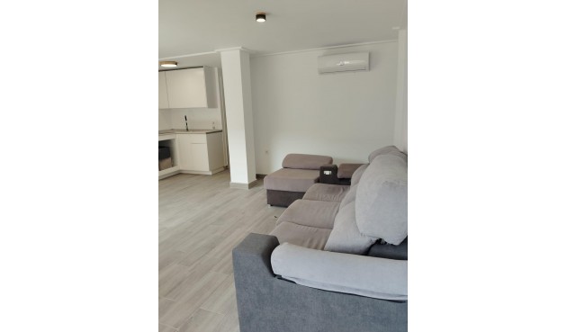 Återförsäljning - Apartment -
Torrevieja - Centro