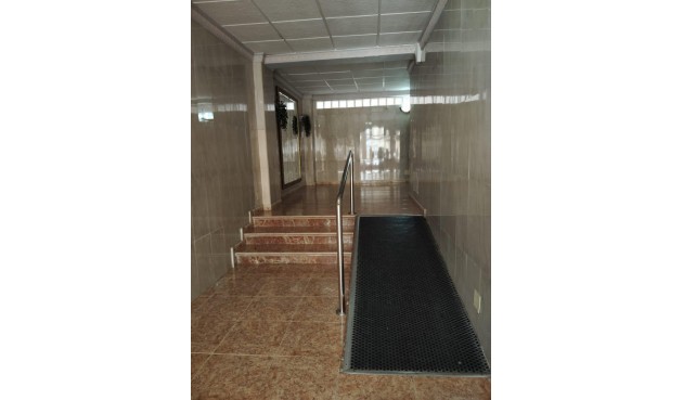 Återförsäljning - Apartment -
Torrevieja - Centro