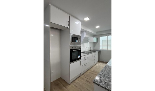 Brukt - Apartment -
Torrevieja - La Mata