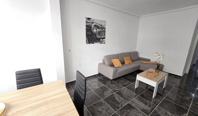 Brukt - Apartment -
Torrevieja - Centro - Muelle Pesquero
