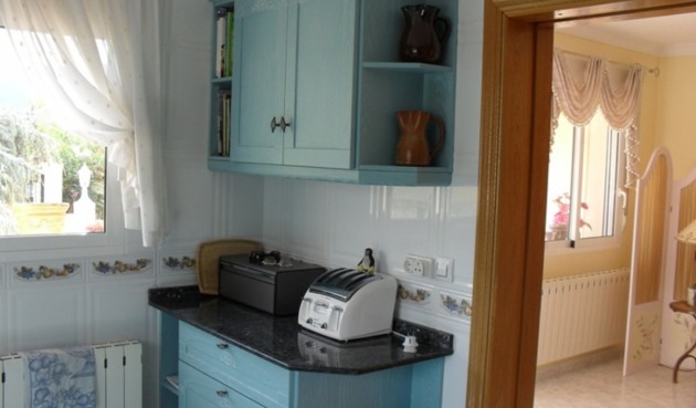 Resale - Villa -
Jalón - Inland