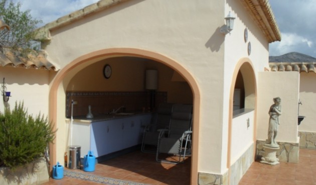 Resale - Villa -
Jalón - Inland