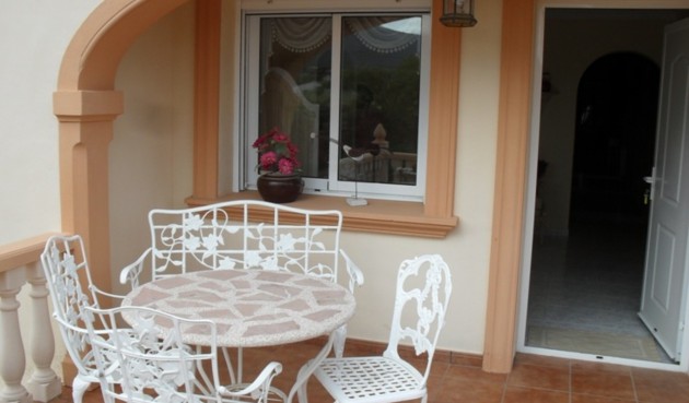 Resale - Villa -
Jalón - Inland