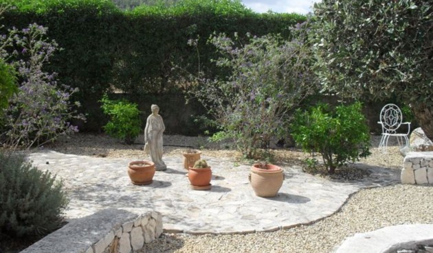 Resale - Villa -
Jalón - Inland