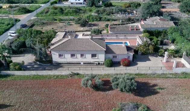 Resale - Villa -
Jalón - Inland