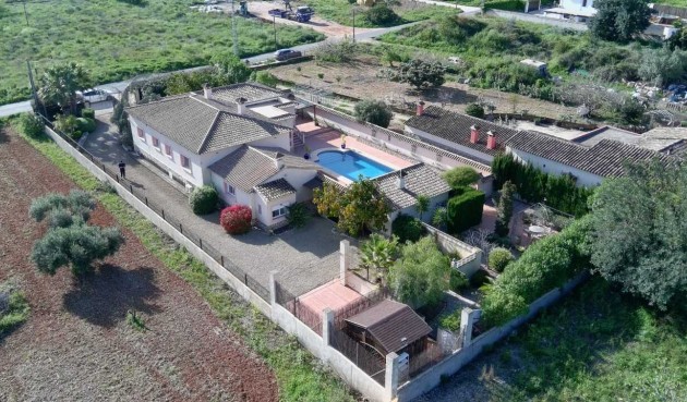 Resale - Villa -
Jalón - Inland