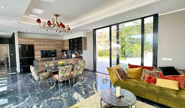 Brukt - Villa -
Las Colinas Golf - Costa Blanca